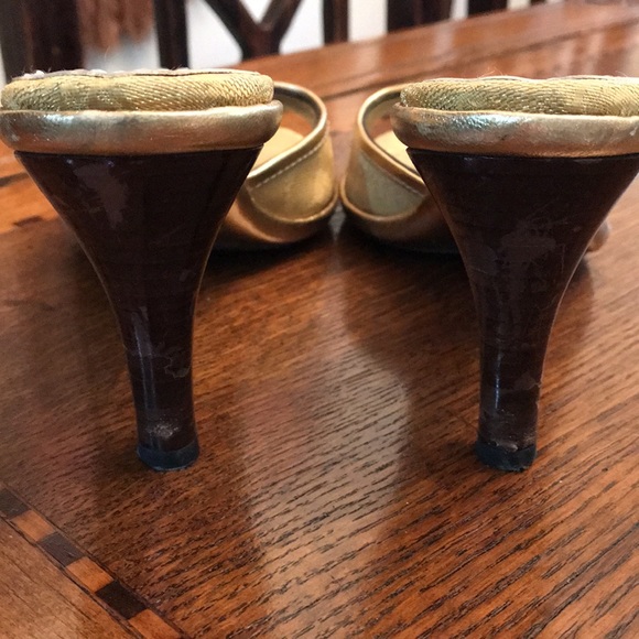 Gucci Rare Guccissima Gold Slides 6 1/2 - Picture 7 of 15